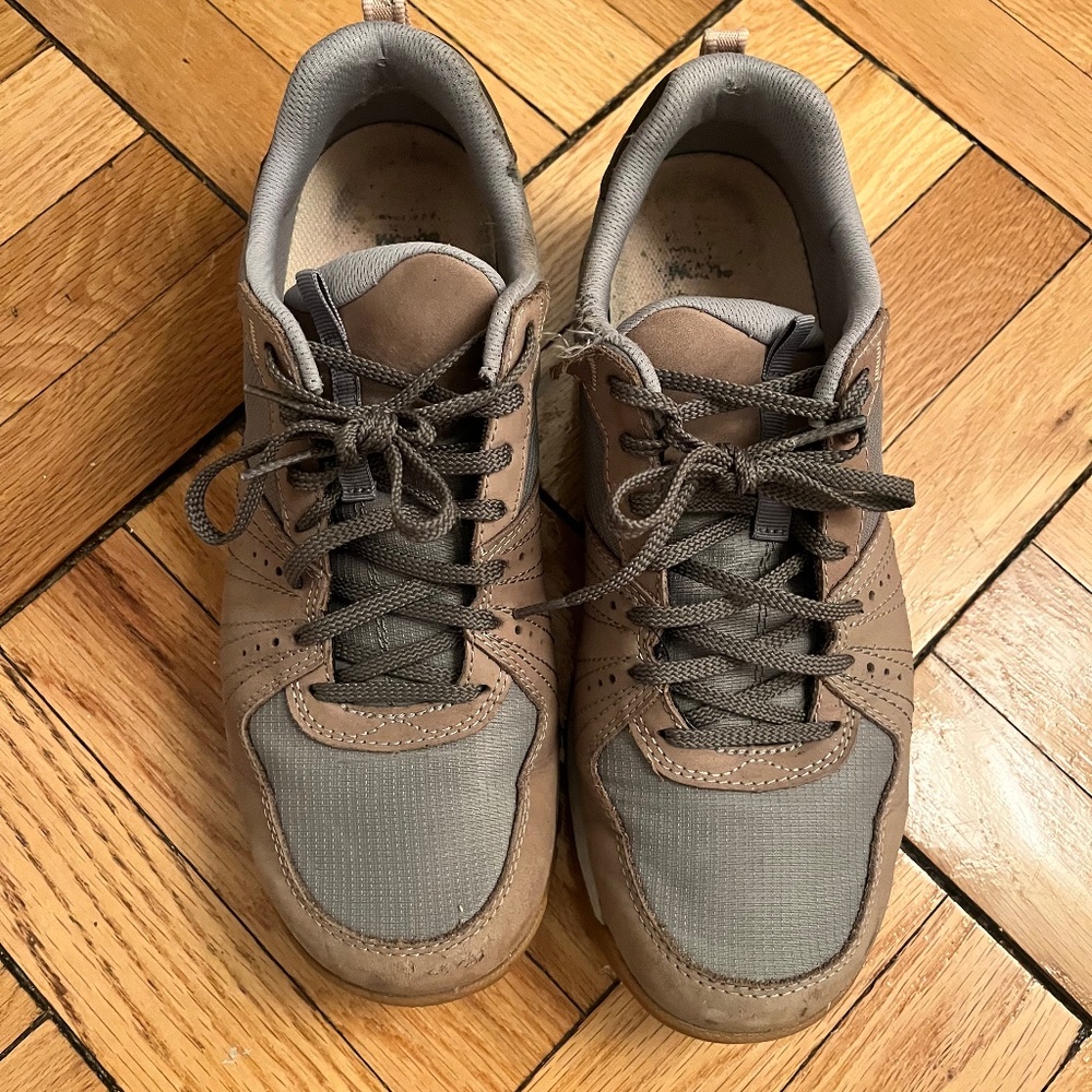 Oböz Size 11 Skater Shoes